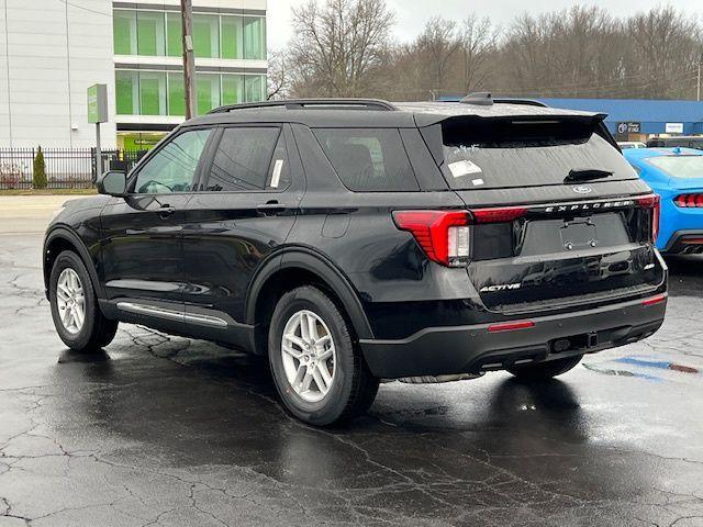 new 2025 Ford Explorer car