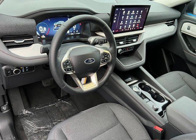 new 2025 Ford Explorer car