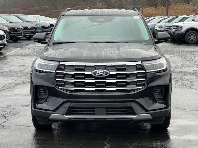 new 2025 Ford Explorer car