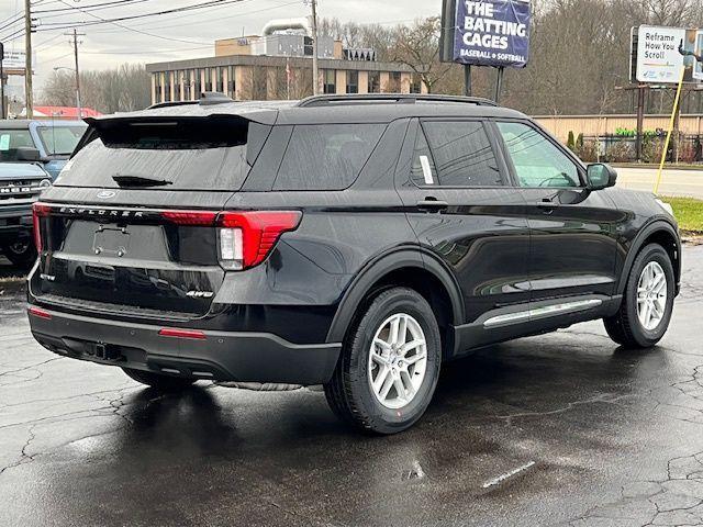 new 2025 Ford Explorer car