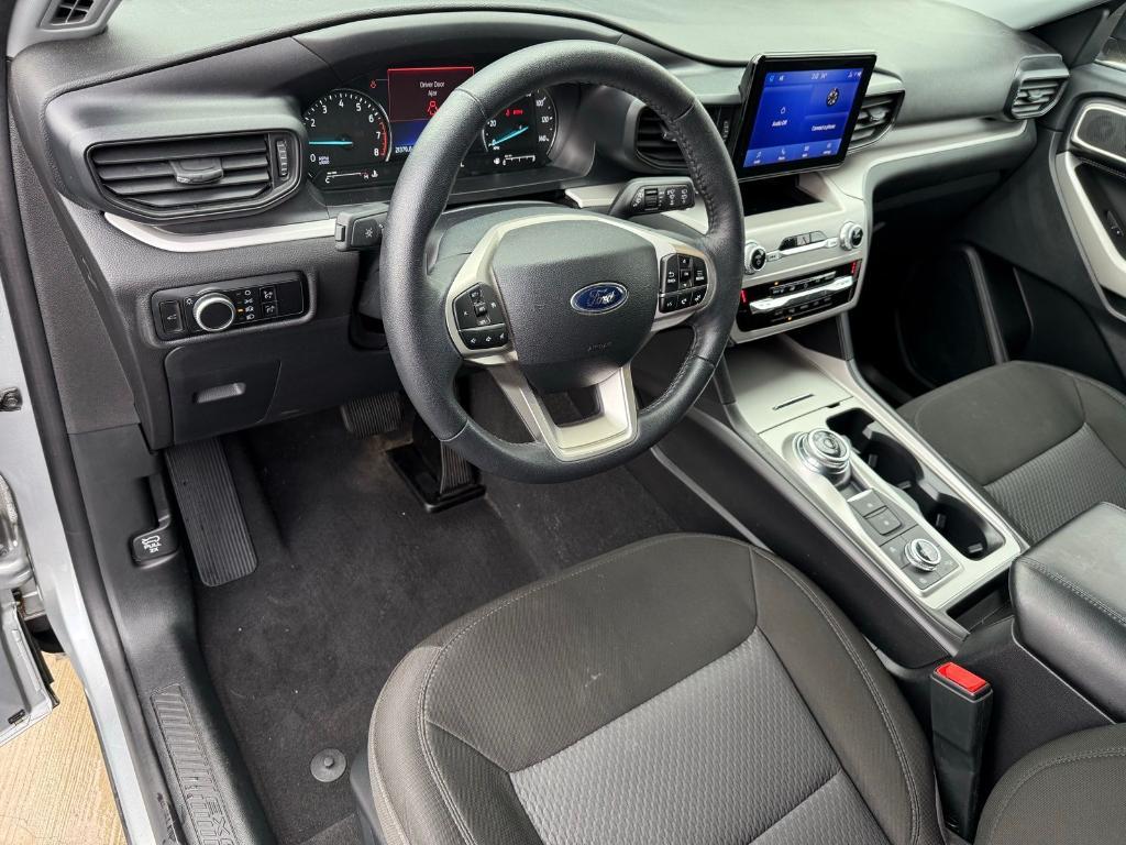 used 2024 Ford Explorer car, priced at $33,811