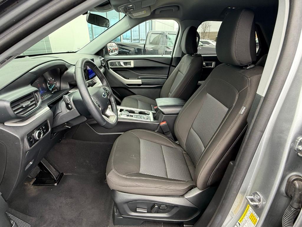 used 2024 Ford Explorer car, priced at $33,811