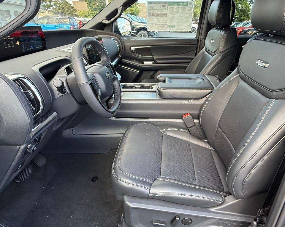 new 2025 Ford Expedition Max car, priced at $83,010