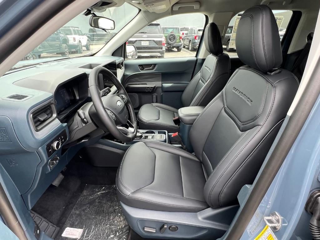 new 2025 Ford Maverick car, priced at $40,005