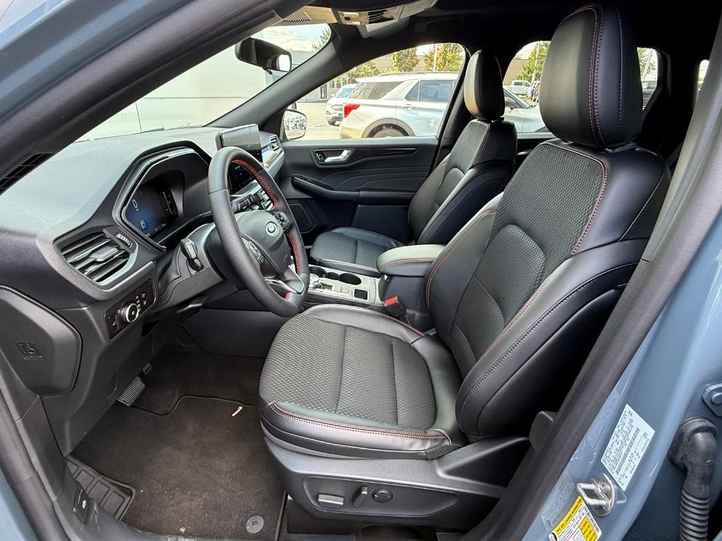 new 2025 Ford Escape car, priced at $31,780