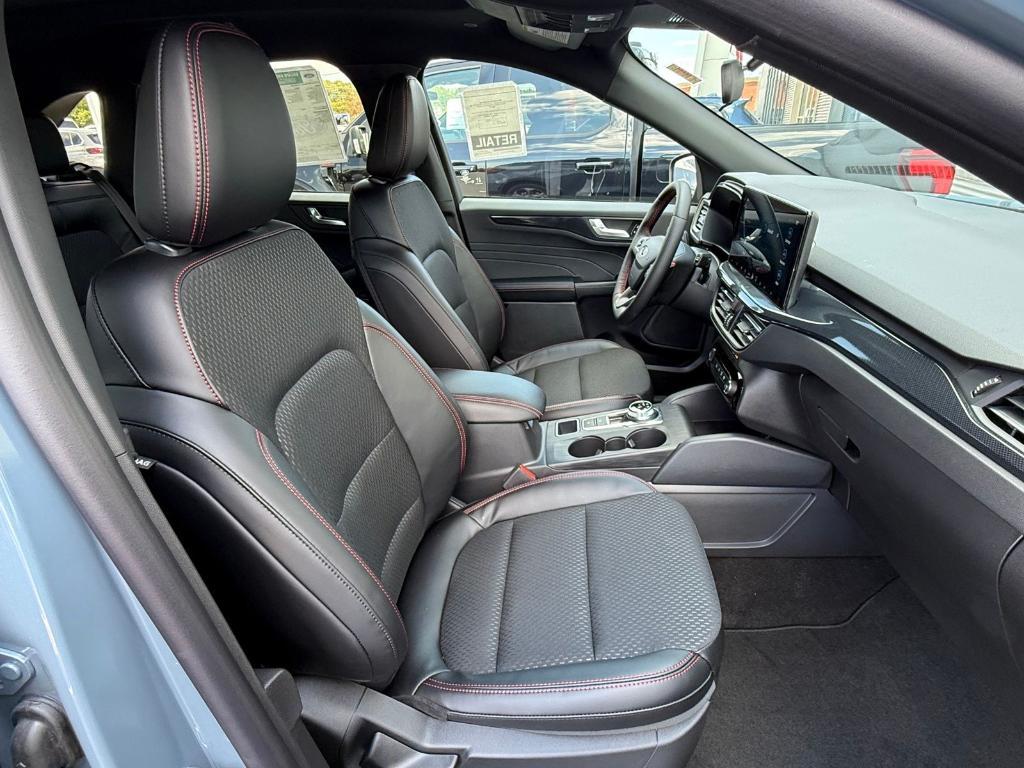 new 2025 Ford Escape car, priced at $31,780