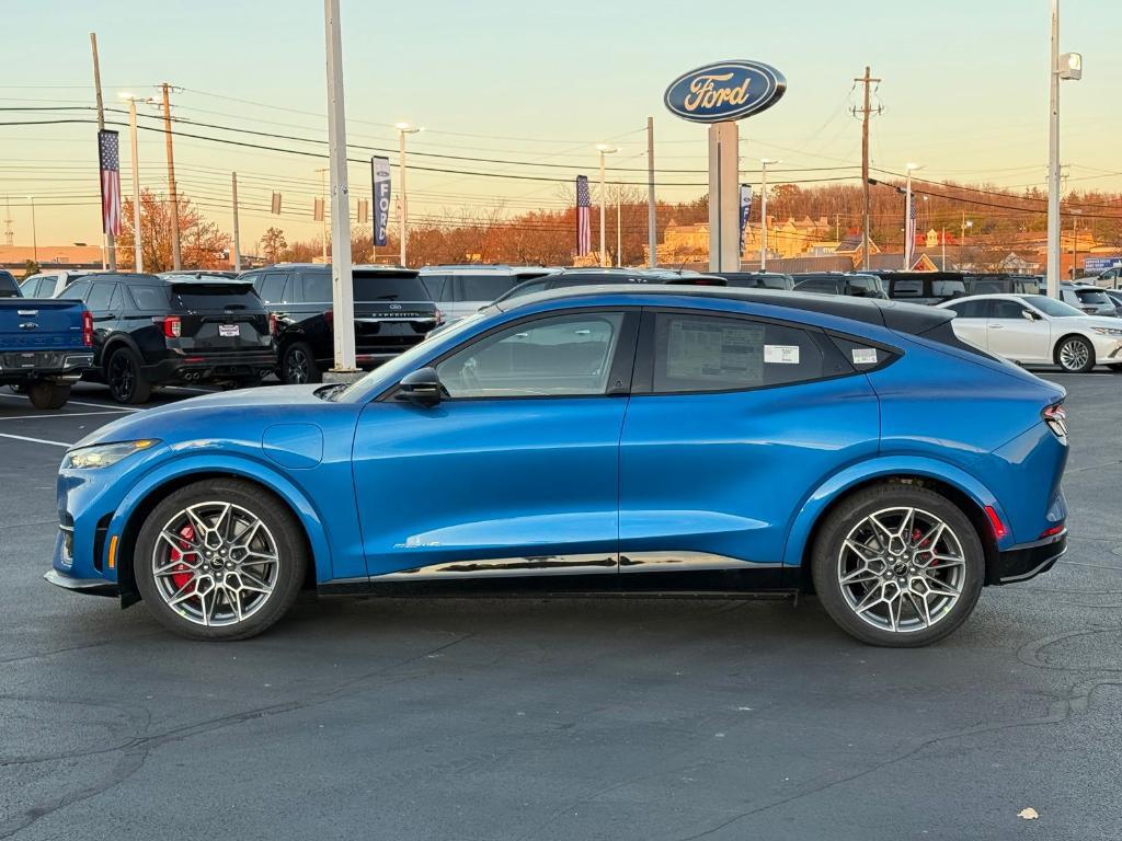 new 2025 Ford Mustang Mach-E car