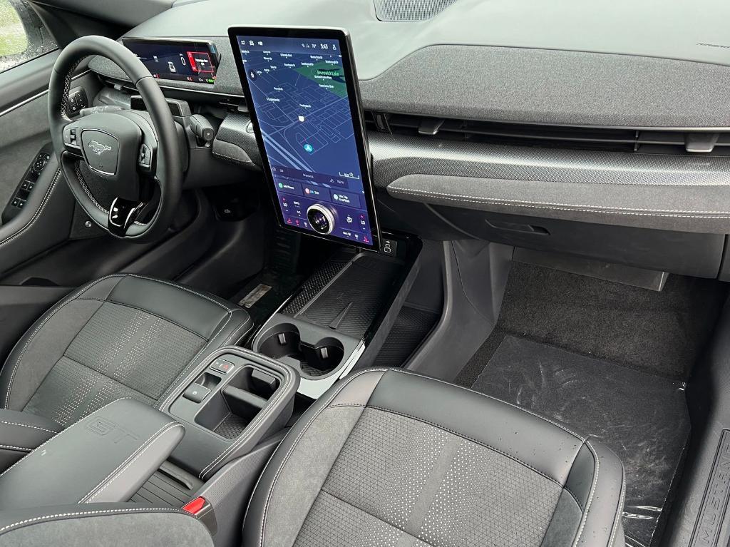 new 2025 Ford Mustang Mach-E car