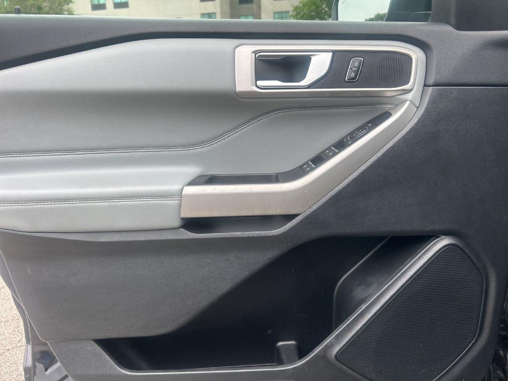 used 2022 Ford Explorer car, priced at $31,048