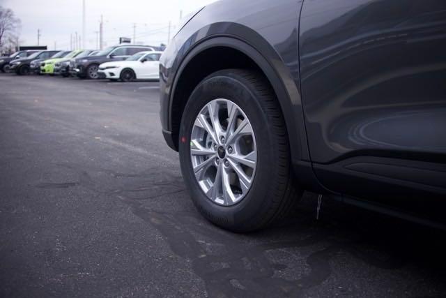 new 2025 Ford Escape car, priced at $31,545