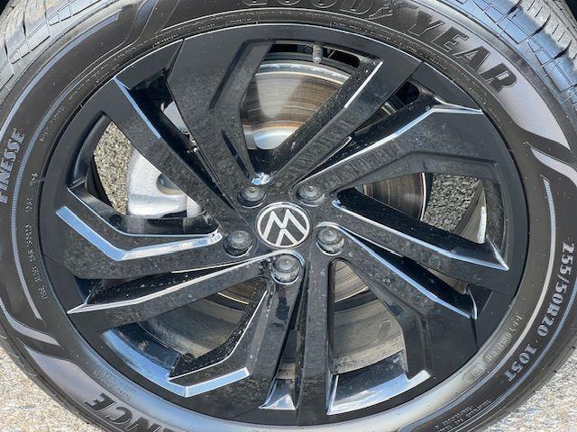 used 2023 Volkswagen Atlas car, priced at $28,595
