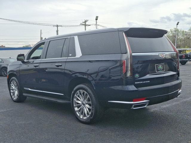 used 2022 Cadillac Escalade ESV car, priced at $63,226