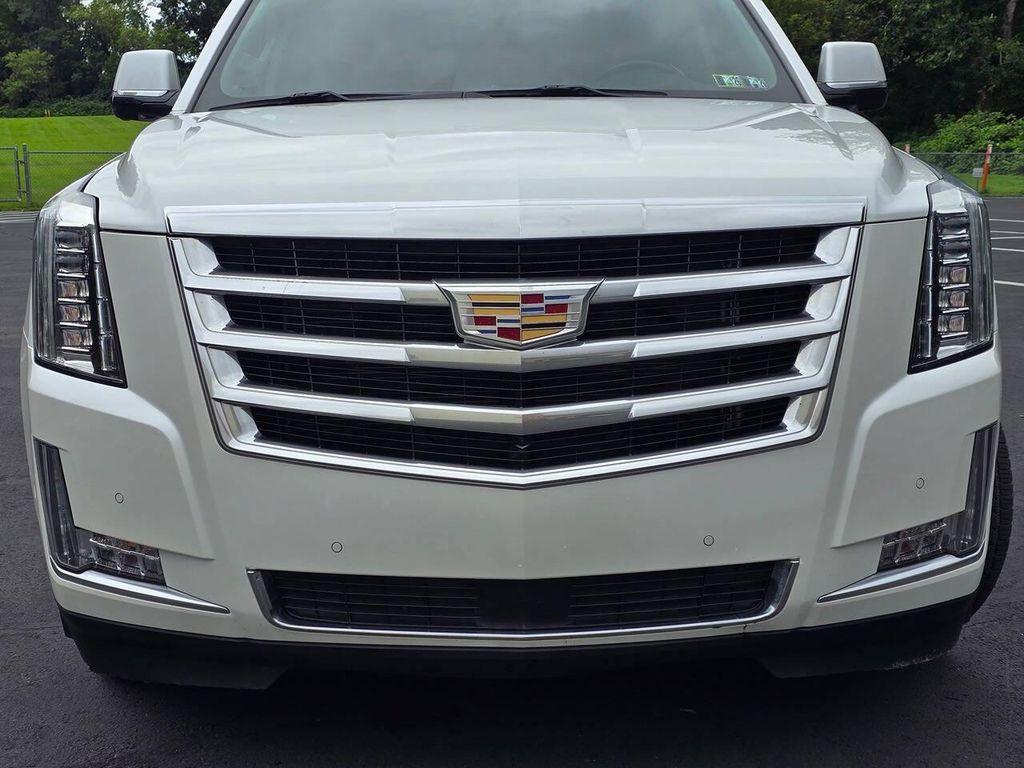 used 2017 Cadillac Escalade car, priced at $26,992