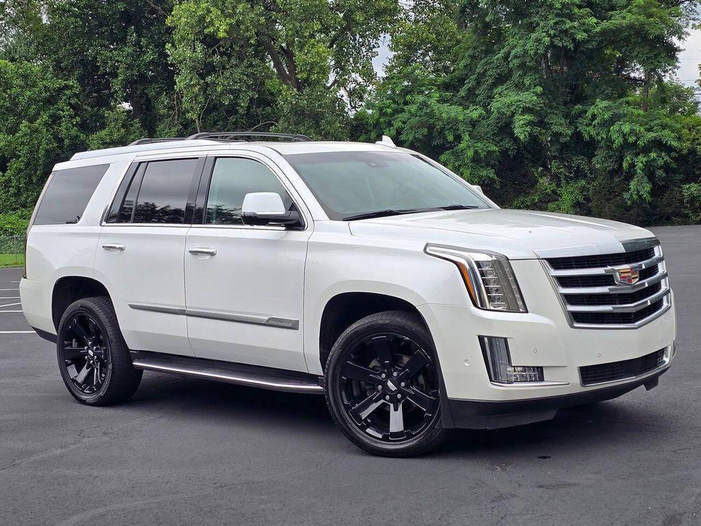 used 2017 Cadillac Escalade car, priced at $26,992