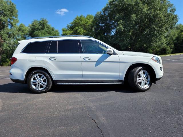 used 2016 Mercedes-Benz GL-Class car, priced at $15,551