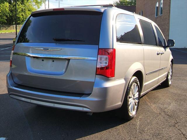 used 2015 Chrysler Town & Country car, priced at $11,500