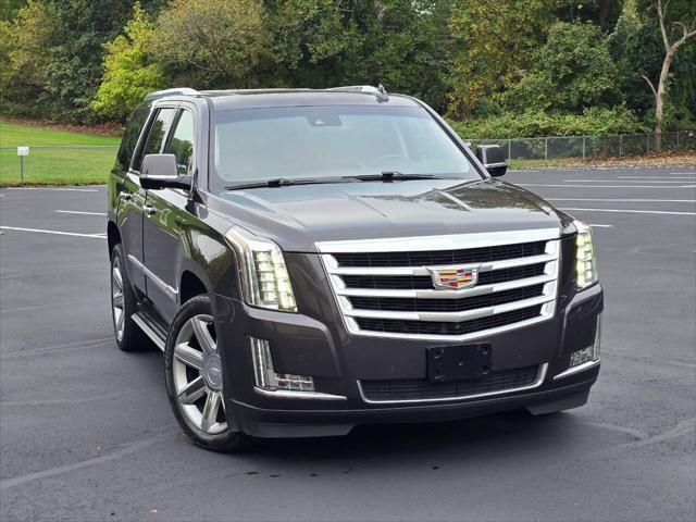 used 2015 Cadillac Escalade car, priced at $24,922