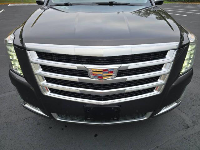 used 2015 Cadillac Escalade car, priced at $24,922