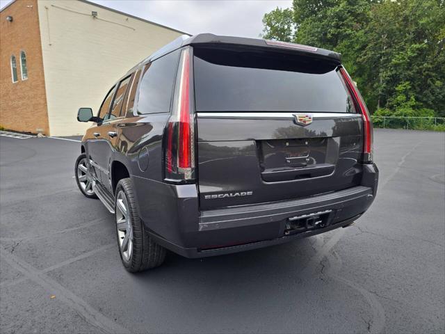 used 2015 Cadillac Escalade car, priced at $24,922