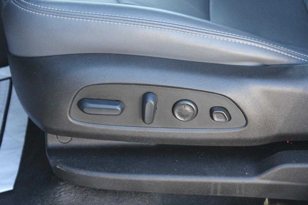 used 2024 Buick Enclave car, priced at $34,234