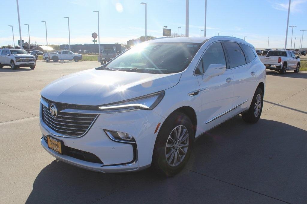 used 2024 Buick Enclave car, priced at $34,234