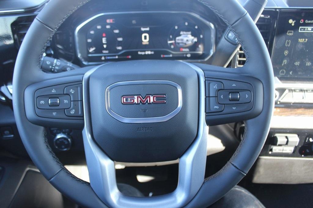 new 2025 GMC Sierra 1500 car, priced at $52,101