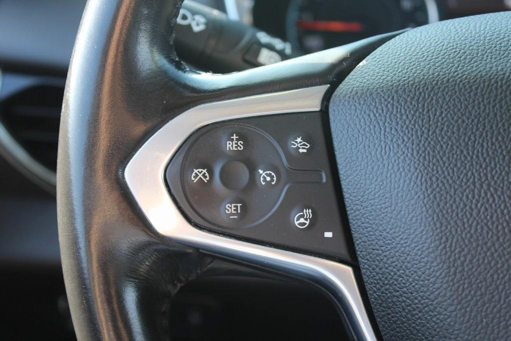 used 2021 Chevrolet Traverse car, priced at $24,990