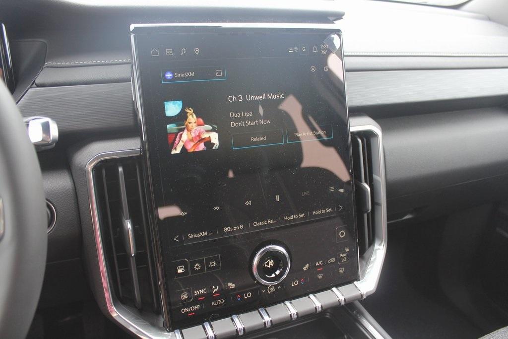 new 2025 GMC Acadia car, priced at $48,595