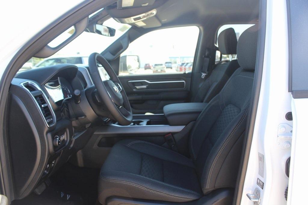 new 2025 Ram 1500 car, priced at $52,952