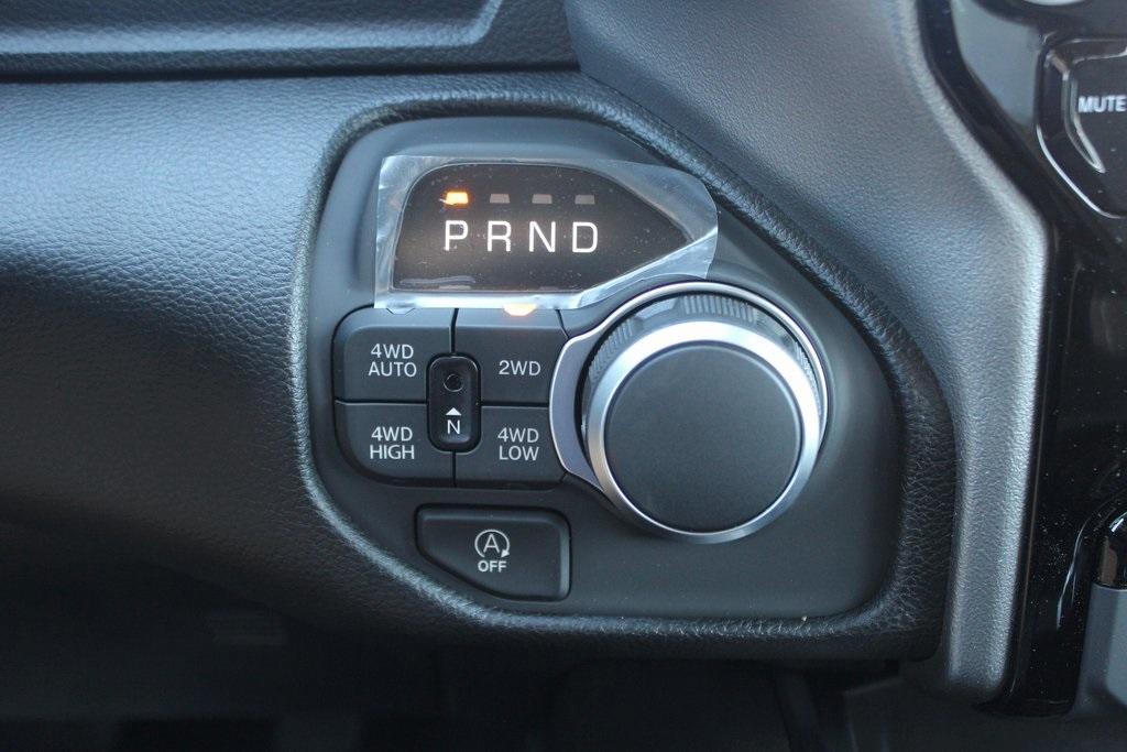 new 2025 Ram 1500 car, priced at $52,952