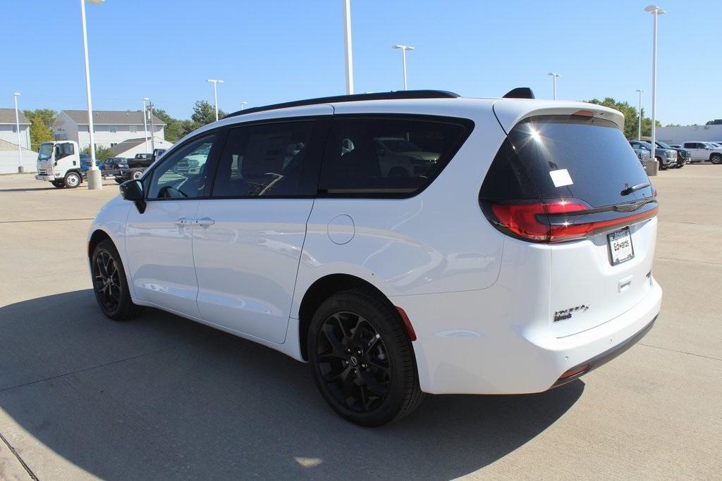 new 2026 Chrysler Pacifica car, priced at $54,177