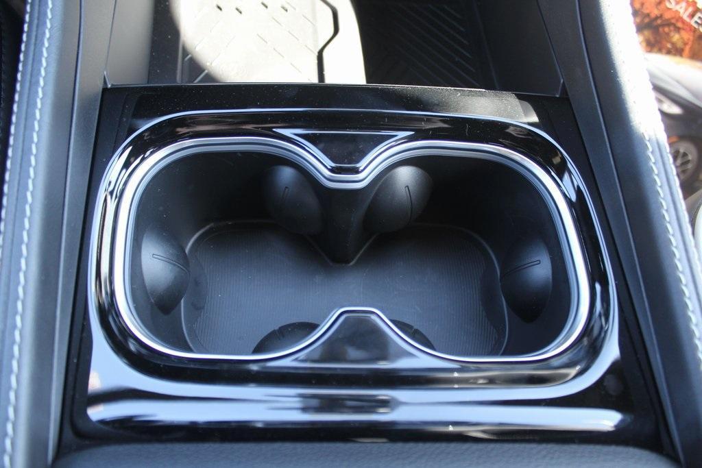 new 2026 Chrysler Pacifica car, priced at $54,177