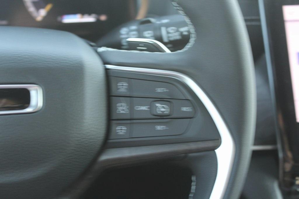 new 2025 Jeep Grand Cherokee L car, priced at $53,977