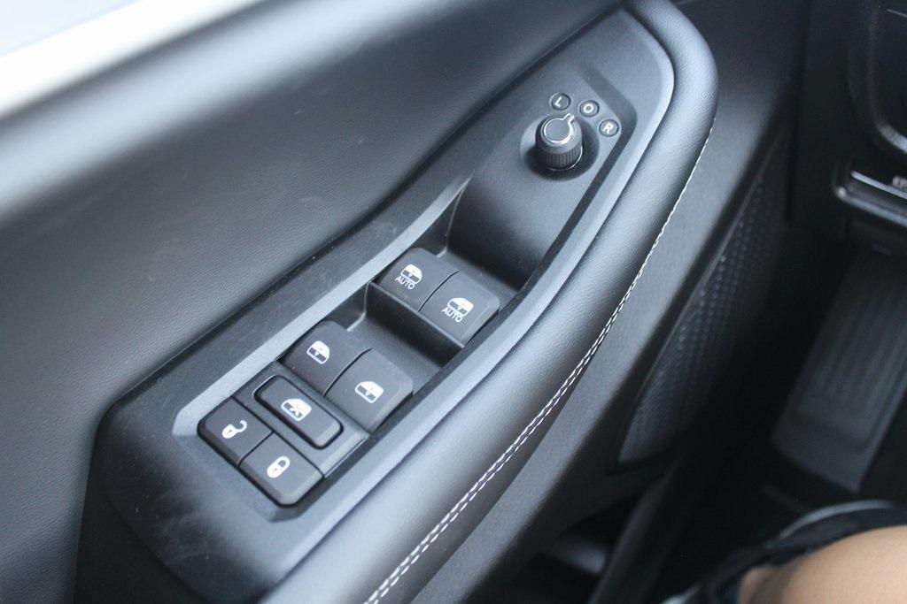 new 2025 Jeep Grand Cherokee L car, priced at $53,977