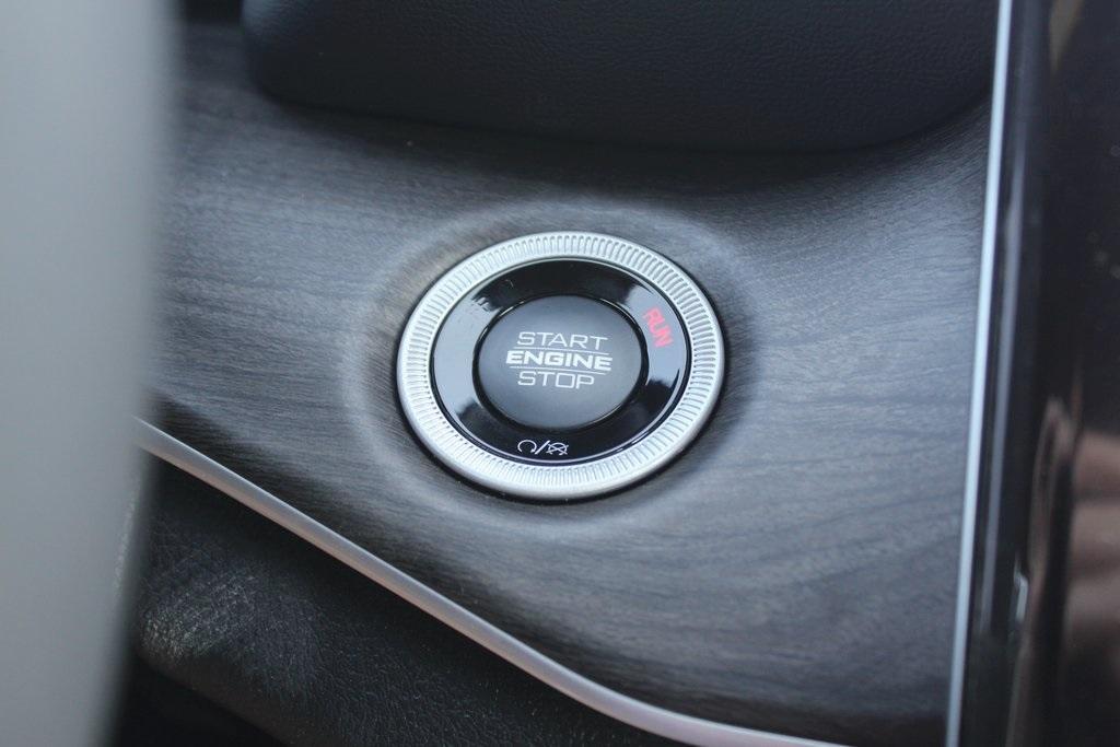 new 2025 Jeep Grand Cherokee L car, priced at $53,977