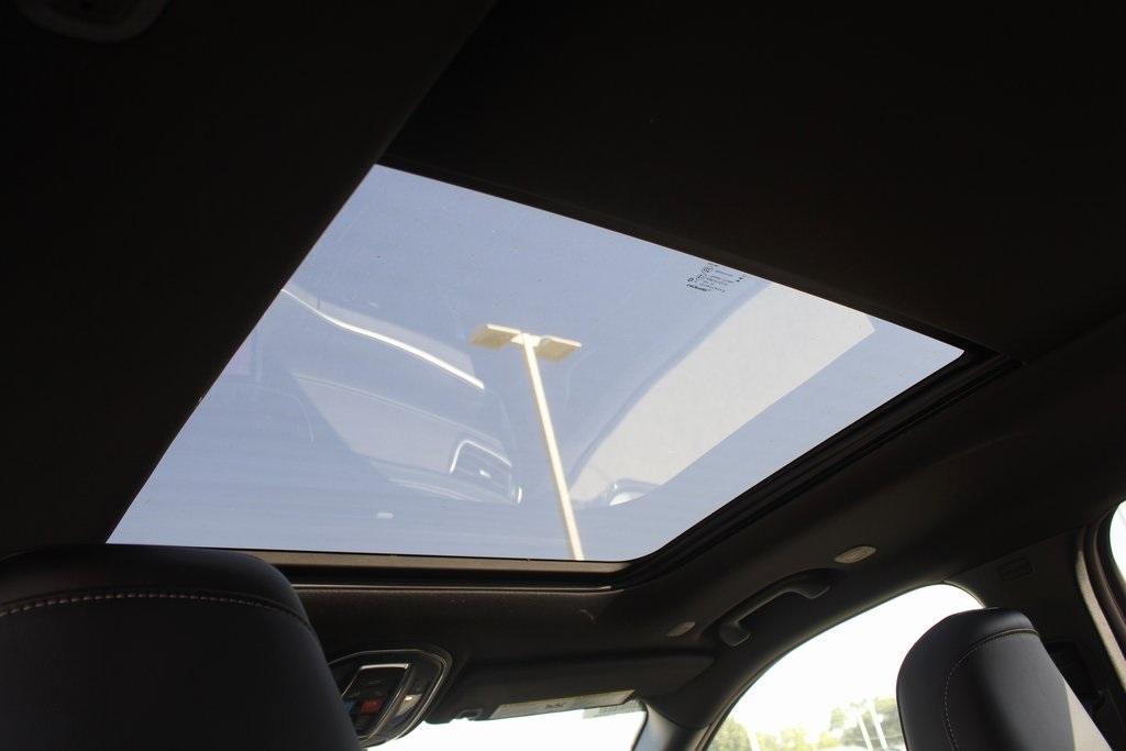 new 2025 Jeep Grand Cherokee L car, priced at $53,977