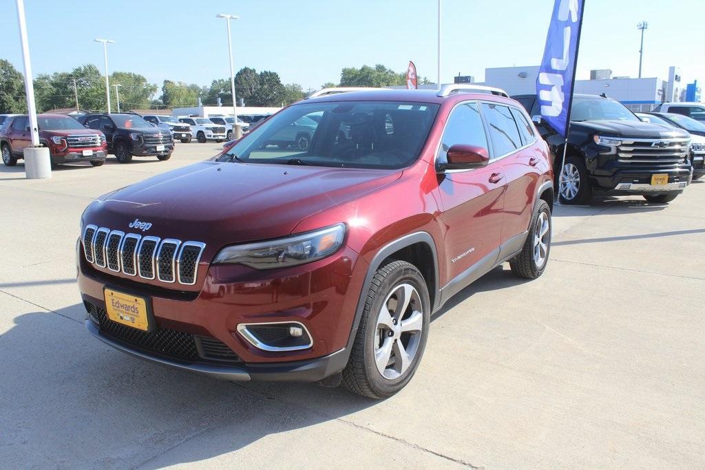 used 2019 Jeep Cherokee car, priced at $17,499
