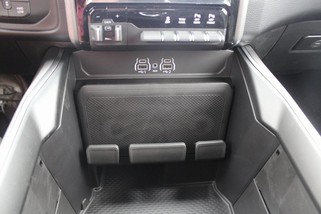 new 2025 Ram 2500 car, priced at $58,320
