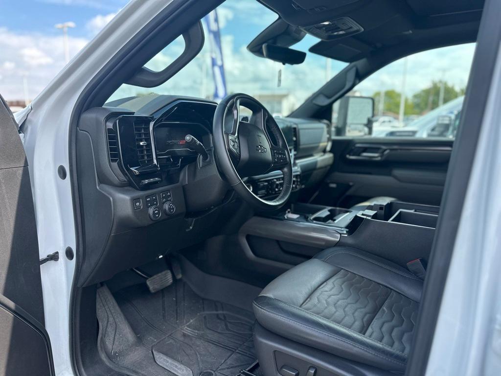 used 2024 Chevrolet Silverado 2500 car, priced at $69,951
