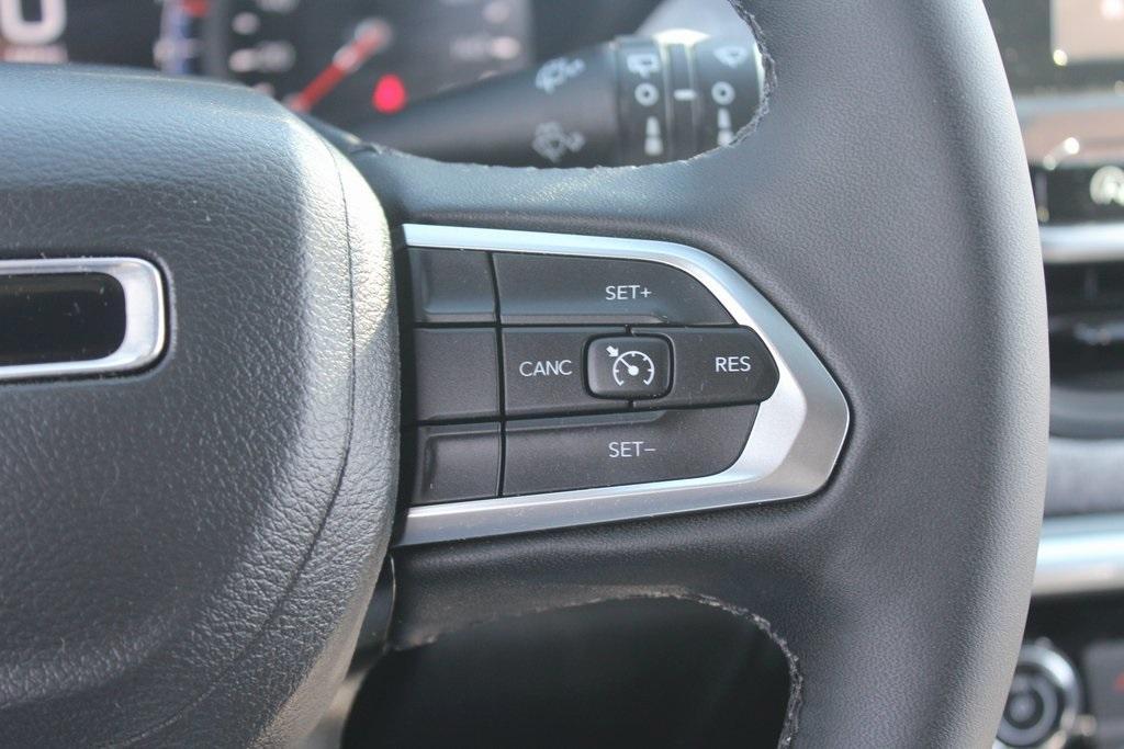 used 2025 Jeep Compass car, priced at $24,899