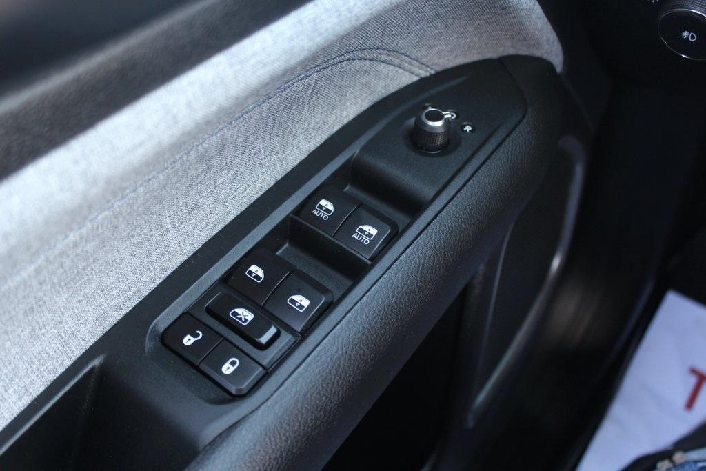 used 2025 Jeep Compass car, priced at $24,899