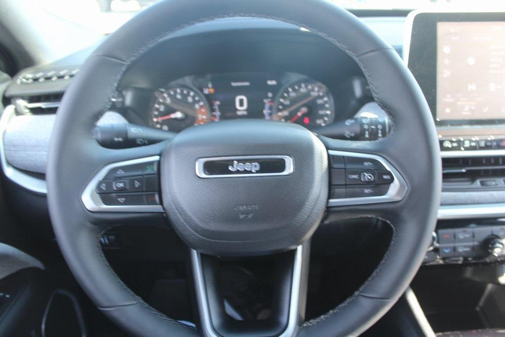 used 2025 Jeep Compass car, priced at $24,899