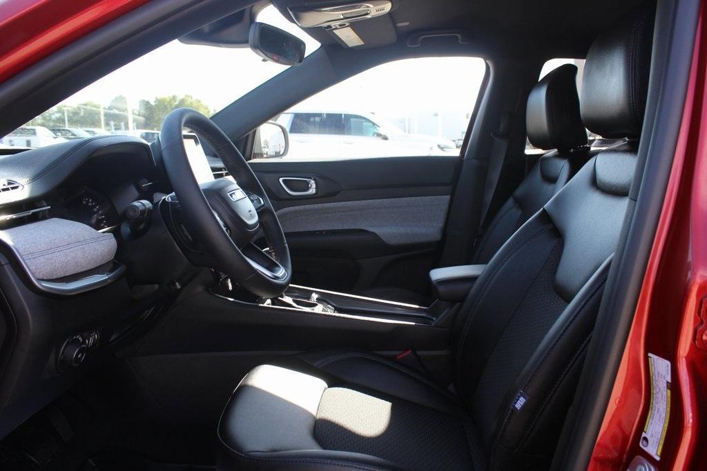 used 2025 Jeep Compass car, priced at $24,899