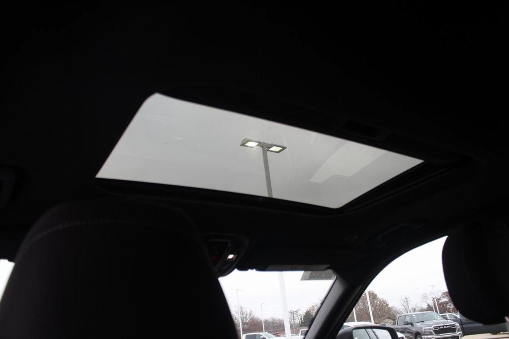 new 2025 Jeep Grand Cherokee car, priced at $42,789