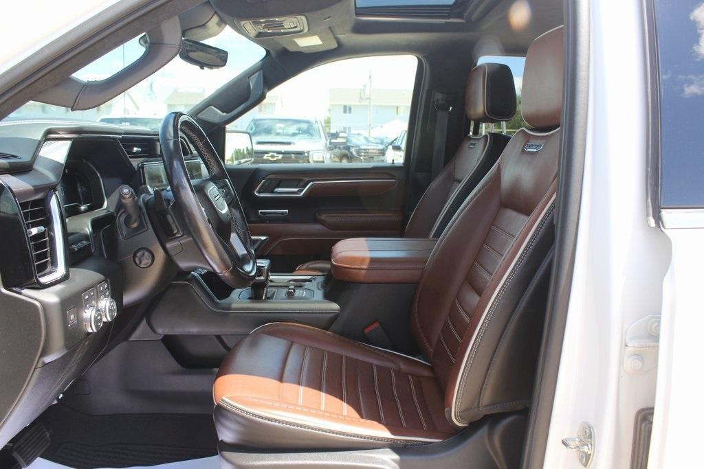 used 2023 GMC Sierra 1500 car, priced at $52,956