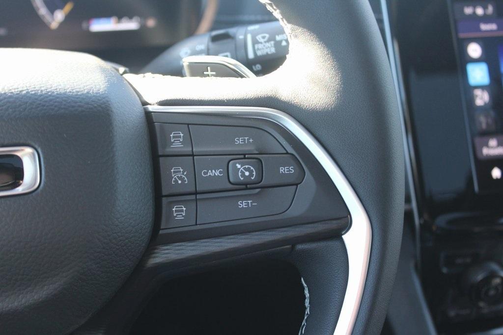 new 2025 Jeep Grand Cherokee L car, priced at $44,325