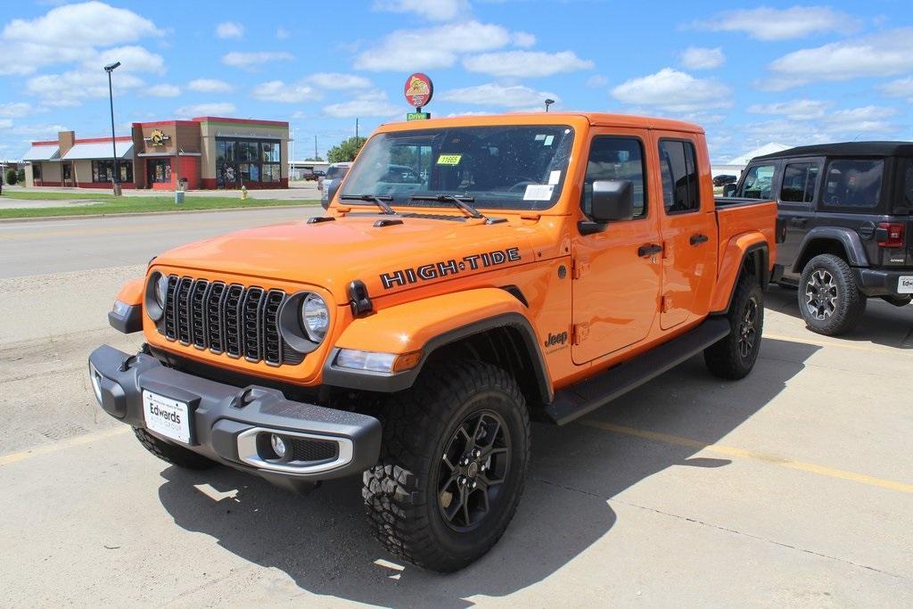 new 2025 Jeep Gladiator car, priced at $43,701