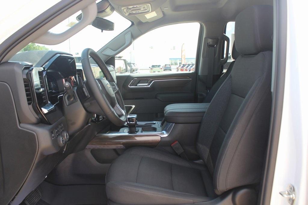 new 2025 Chevrolet Silverado 1500 car, priced at $59,301