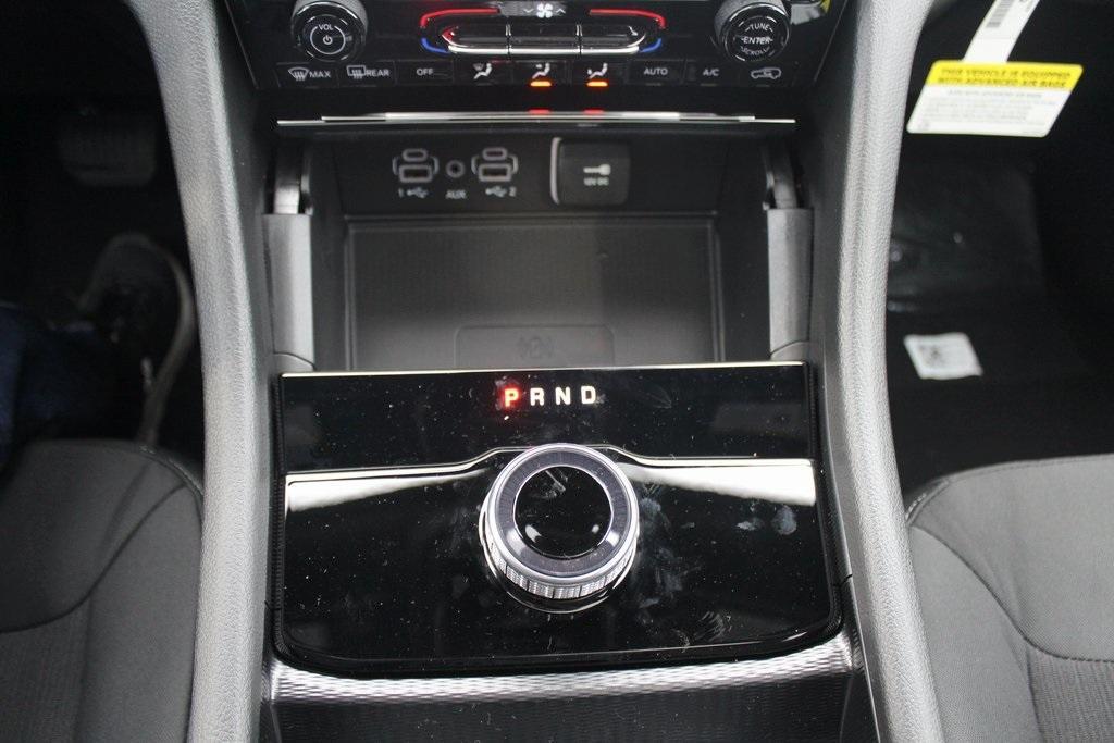 new 2025 Jeep Grand Cherokee car, priced at $41,789