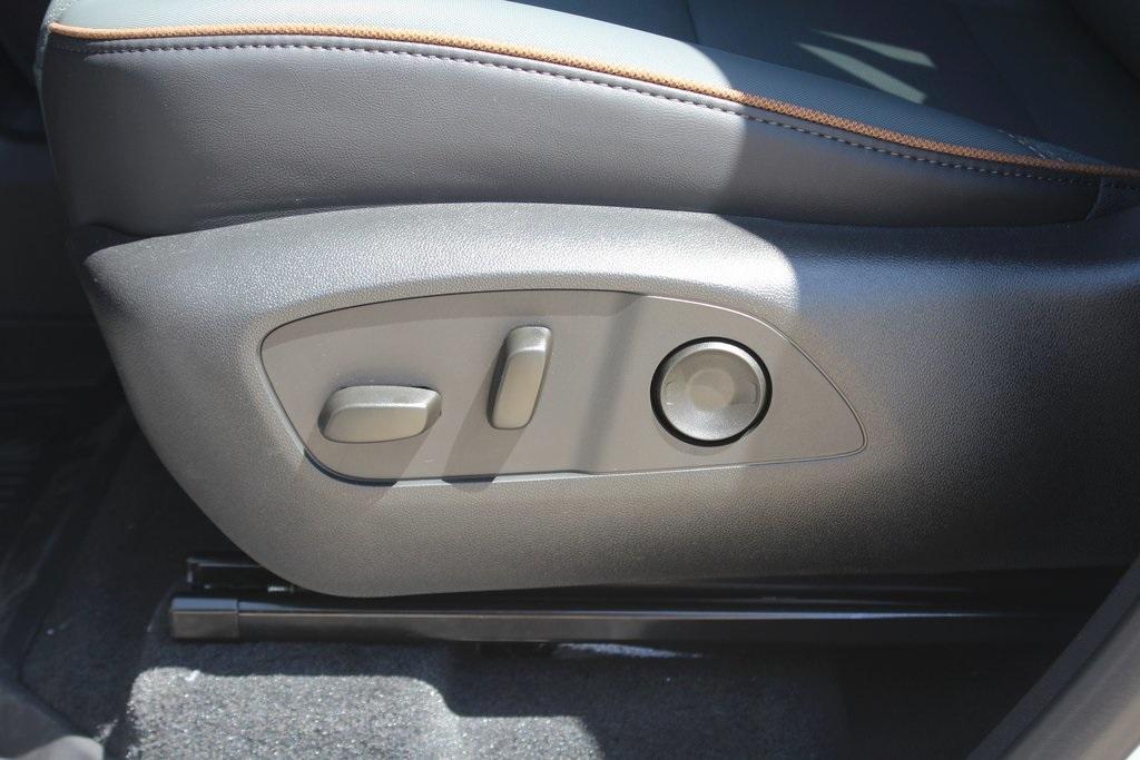 new 2025 GMC Acadia car, priced at $56,735